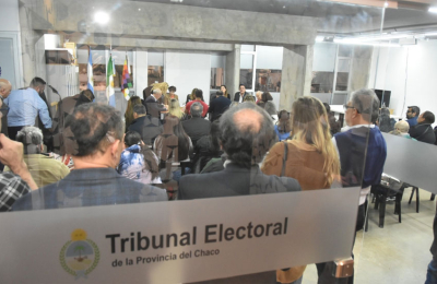 Se inscribieron ocho candidatos a gobernador pese a que siguen las negociaciones