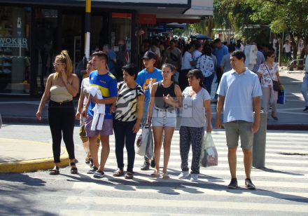 gente con calor.JPG