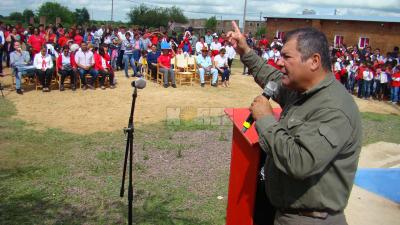 Evalúan la separación de los Sena como docentes públicos