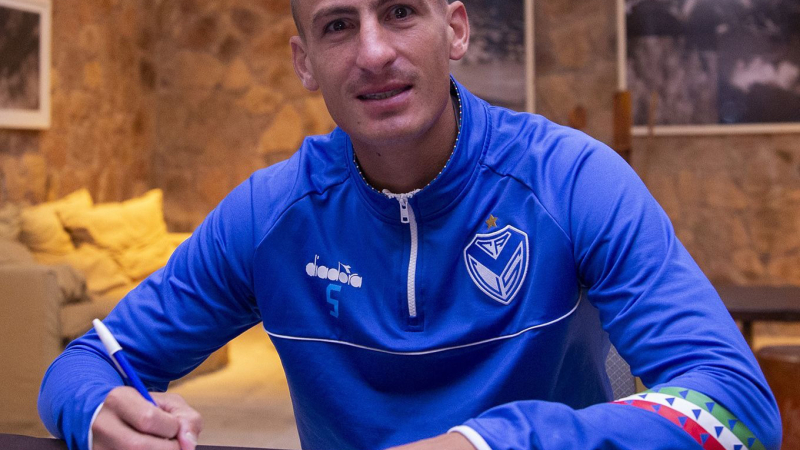 Brian Romero es el primer refuerzo de Vélez