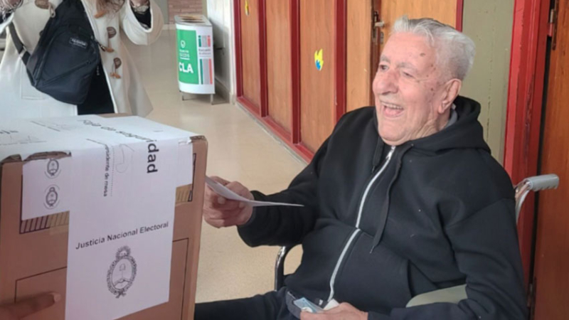 Tiene 102 años y fue a votar: "No falté nunca"