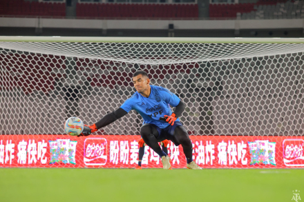 Walter Benitez entrenamiento.jfif