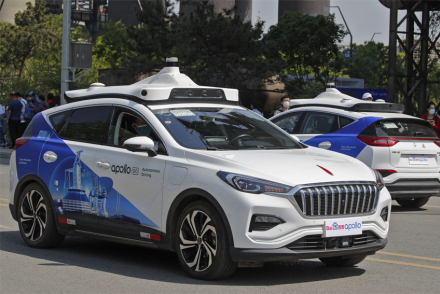 robotaxis.jpg
