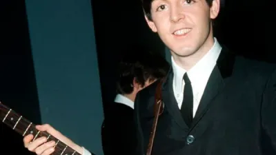 Lanzaron una búsqueda para encontrar el histórico bajo Höfner de Paul McCartney
