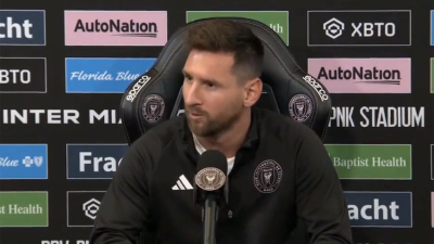 Messi aprendió inglés y habla con precisión y fluidez