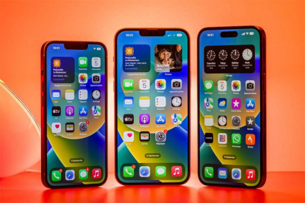 iphone2.jpg