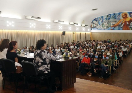 aula magna.jpg