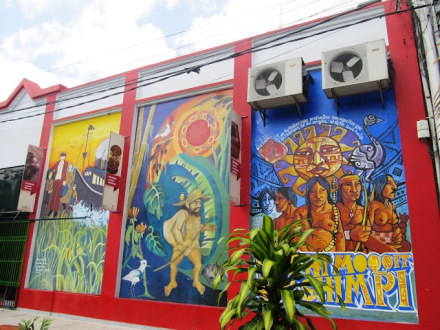museo exterior.jpg