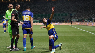 Con gol de Cavani, Boca abrió el marcador ante Palmeiras