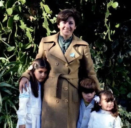 adriana hijos.jpg