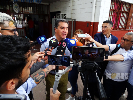 Capitanich voto elecciones 1.JPG