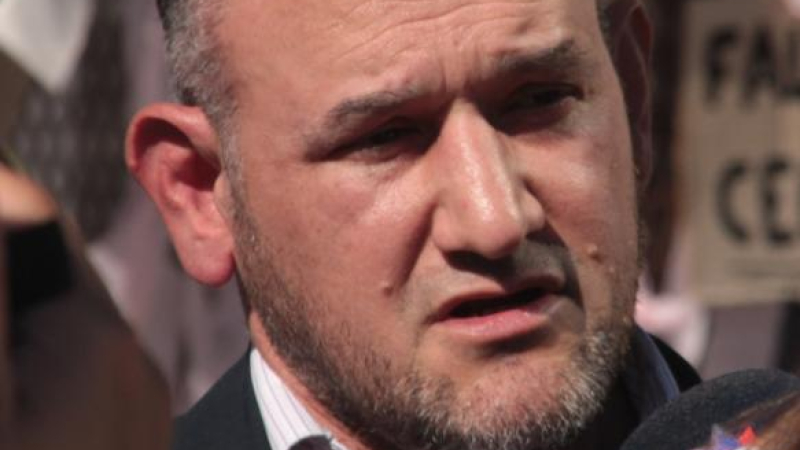 Ricardo Osuna renunció a la defensa de la familia Sena