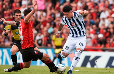 Colón goleó a Talleres y quedó en zona clasificatoria a la fase final