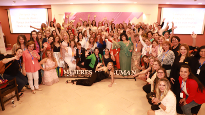 Mujeres que suman