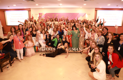 Mujeres que suman