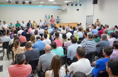 "De la crisis se sale con más producción, no con políticas que desalientan inversiones"