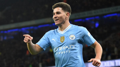 Julián Álvarez aportó dos goles en una nueva victoria del Manchester City
