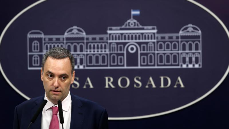 Adorni se hará cargo de los medios públicos y el vocero ratificó el plan de cerrar Télam