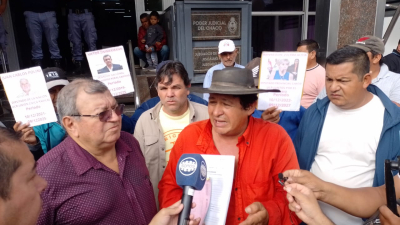 "Tito" López se presentó en fiscalía para responder a las denuncias en su contra