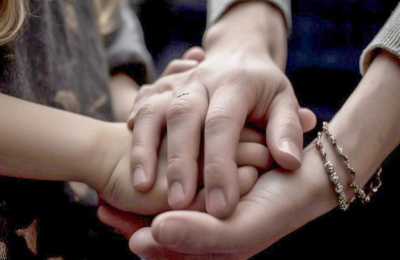 Convocan a adoptar una niña de nueve años