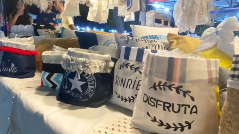 Feria con talento y creatividad local