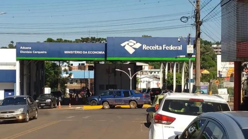 Misioneros compran alimentos fiado en Brasil