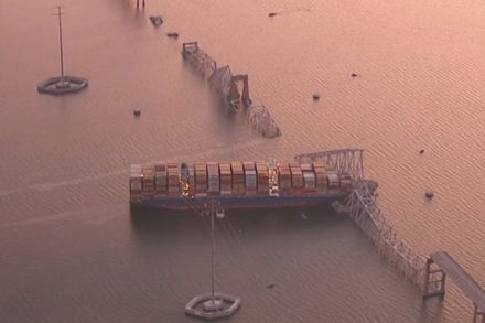 Barco-puente-baltimore.jpg
