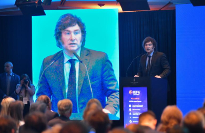 El presidente anunció el despido de otras 70.000 personas