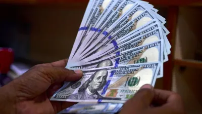 El dólar blue subió 20 pesos y se despegó del MEP