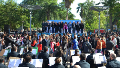 Los resistencianos celebraron con alegría la Revolución de Mayo