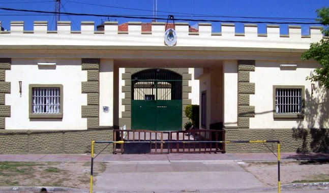 fachada_u7.jpg