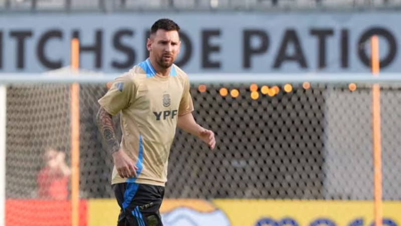 Messi será titular ante Ecuador, pero solo jugaría un tiempo