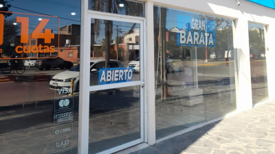Ingresaron a robar a un comercio del macrocentro y se llevaron medio millón de pesos