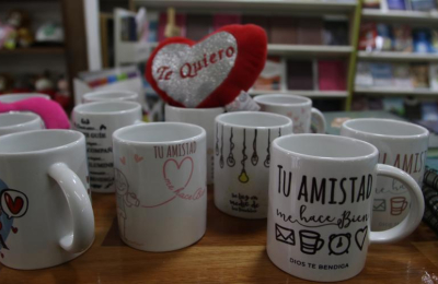 La amistad se celebra con juntadas y regalos muy económicos