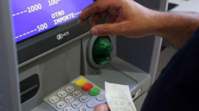 Comienza el pago de los sueldos en la administración pública