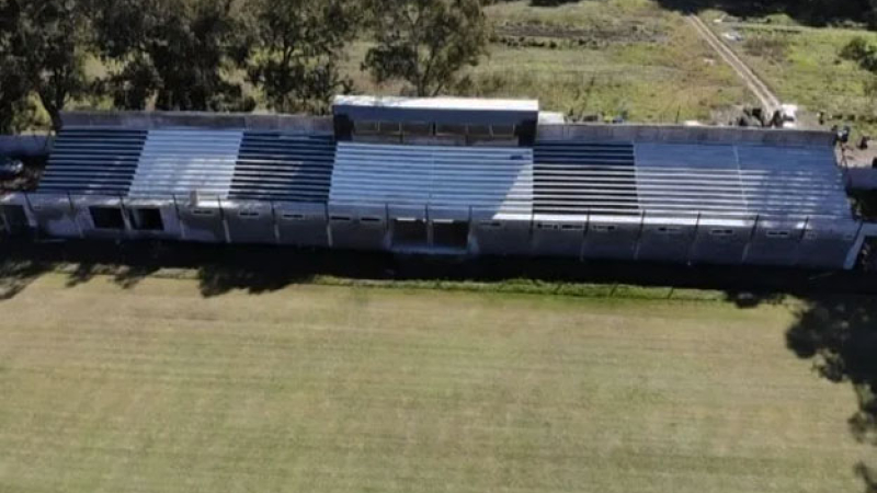 Fénix perdió 8 a 0 y echó a varios jugadores y al técnico