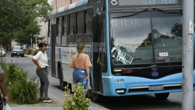 Solo un "milagro" evitaría el paro de colectivos de mañana