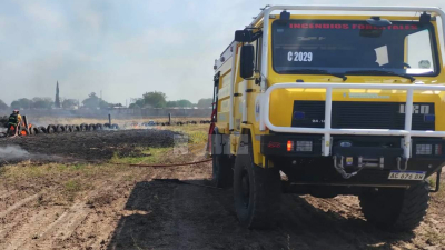 El rápido accionar de los bomberos evitó una tragedia en General San Martín 