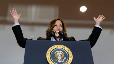 La campaña de Kamala Harris recaudó casi el triple que la de Donald Trump
