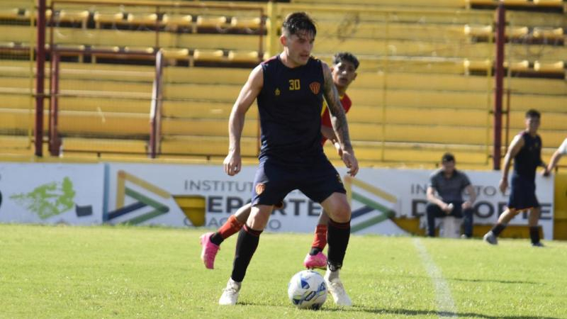 Sarmiento recupera a Santiago Lebus para los play off ante Kimberley