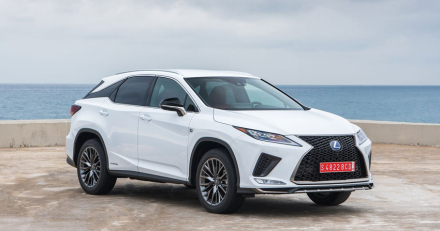lexus.jpg