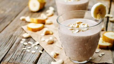 El batido de avena y miel está lleno de proteínas y ayuda a ganar masa muscular