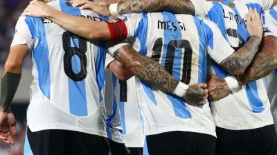 La Selección Argentina sigue en lo más alto