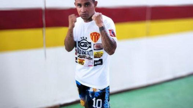Gómez Remotti hace su estreno profesional