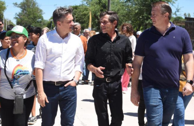 Zdero inauguró pavimento urbano en Colonia Aborigen