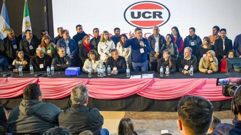 Se reunió la mesa del Comité Provincial y de la Convención, para formalizar alianzas