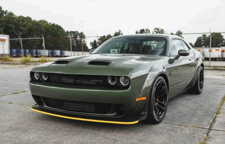hellcat.jpg