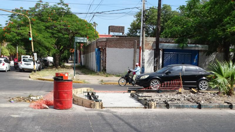 Cruces seguros en avenidas, nueva medida para peatones
