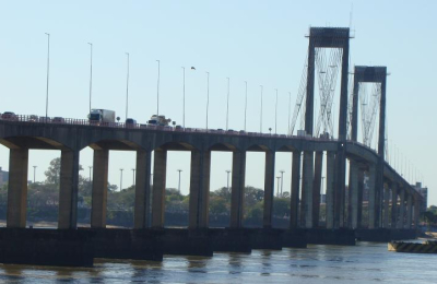Puente Chaco-Corrientes: recomiendan controlar y comenzar a restringir cargas