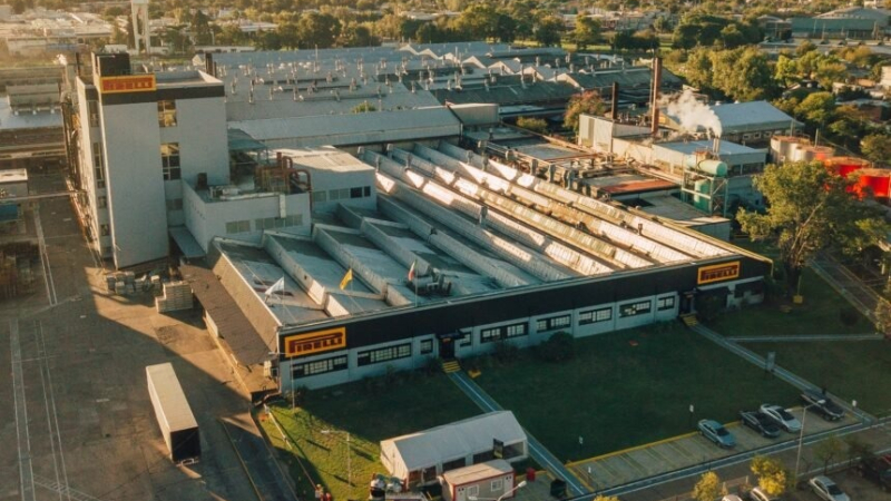 Pirelli paraliza la producción por una semana